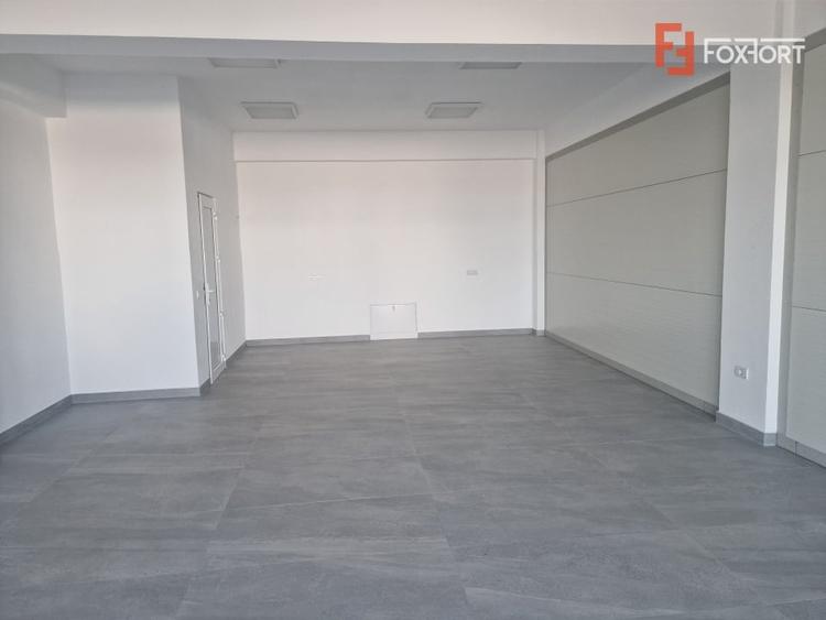 Spațiu comercial, de 53 mp, în Izvin