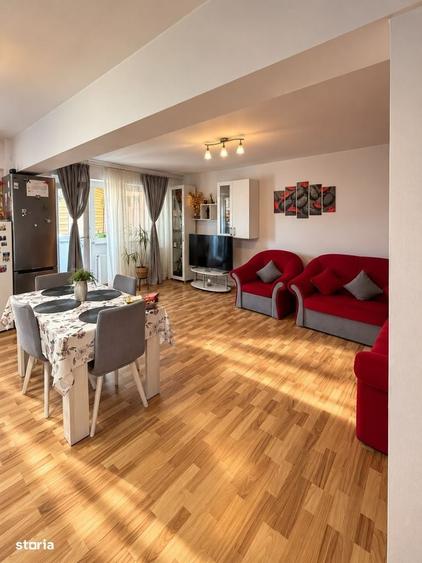 Apartament cu 3 camere decomandat în Barieră