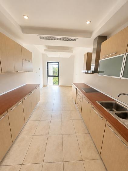 Apartament cu 3 camere decomandat în Herăstrău