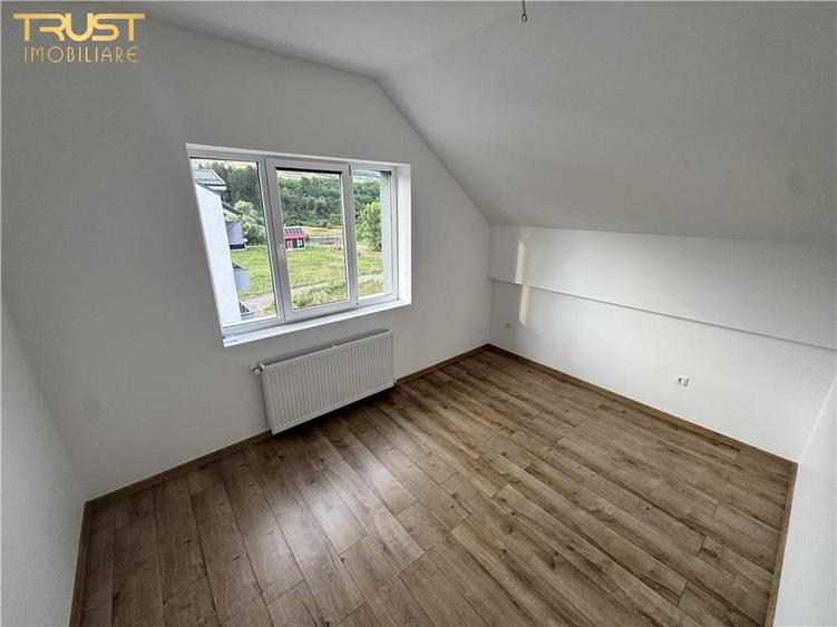Apartament cu 2 camere semidecomandat în Florești