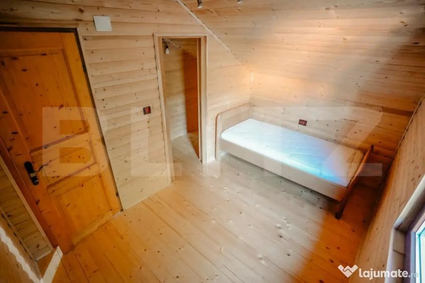 Casă cu 5 camere cu Teren 700 Mp în Prundu Bârgăului
