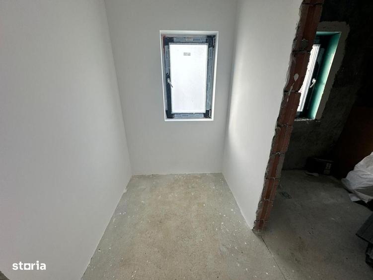 Casă cu 4 camere cu Teren 330 Mp în Ghencea