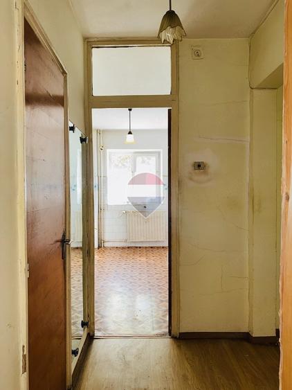 Apartament cu 2 camere decomandat în Teiul Doamnei