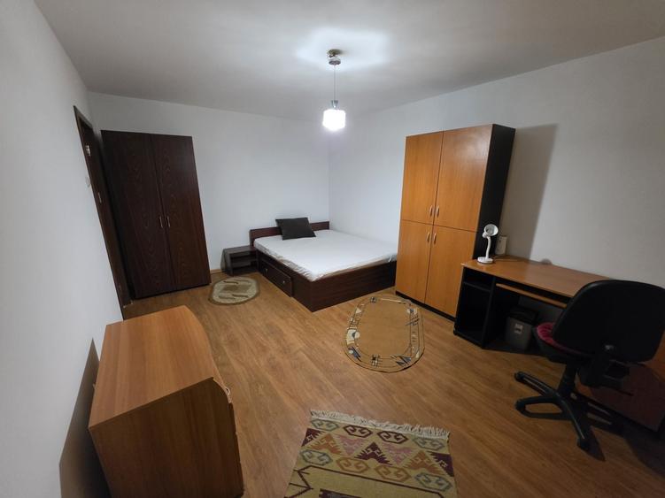Garsonieră decomandată în Giurgiului