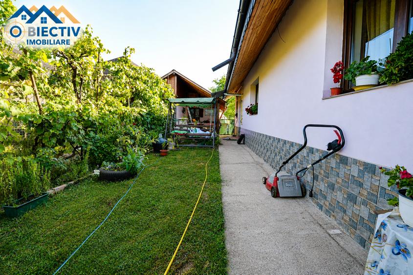 Casă individuală cu 2 camere cu Canalizare în Central
