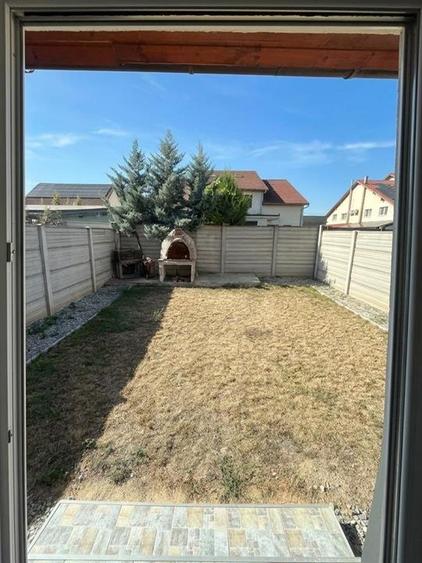 Casă individuală cu 4 camere cu Teren 142 Mp în Nojorid