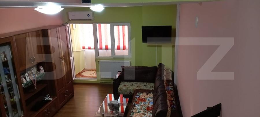 Apartament cu 2 camere semidecomandat, mobilat în Nicolina