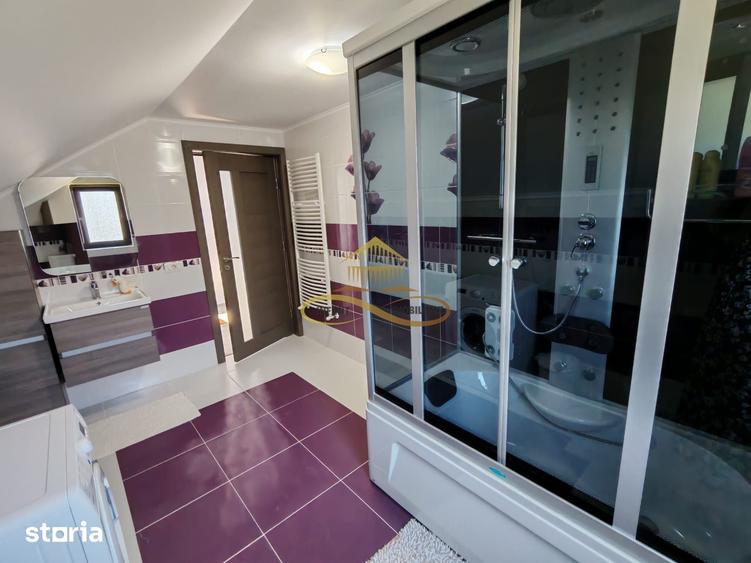 Casă cu 4 camere cu Teren 1009 Mp în Răcăciuni