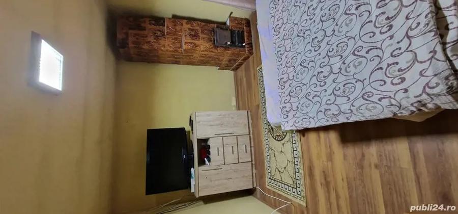 Casă cu 4 camere în Lăicăi