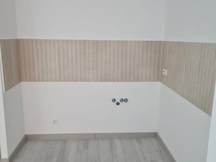 Apartament cu 2 camere semidecomandat în Splaiul Unirii
