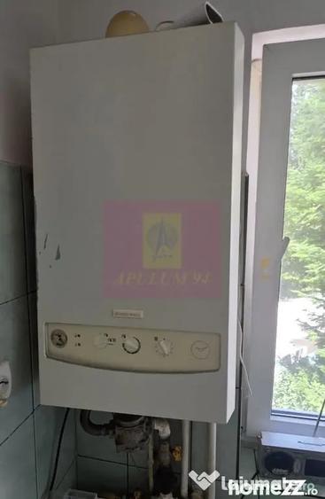 Apartament cu 3 camere semidecomandat în Autogară