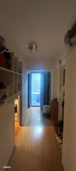Apartament cu 2 camere decomandat în Moșilor