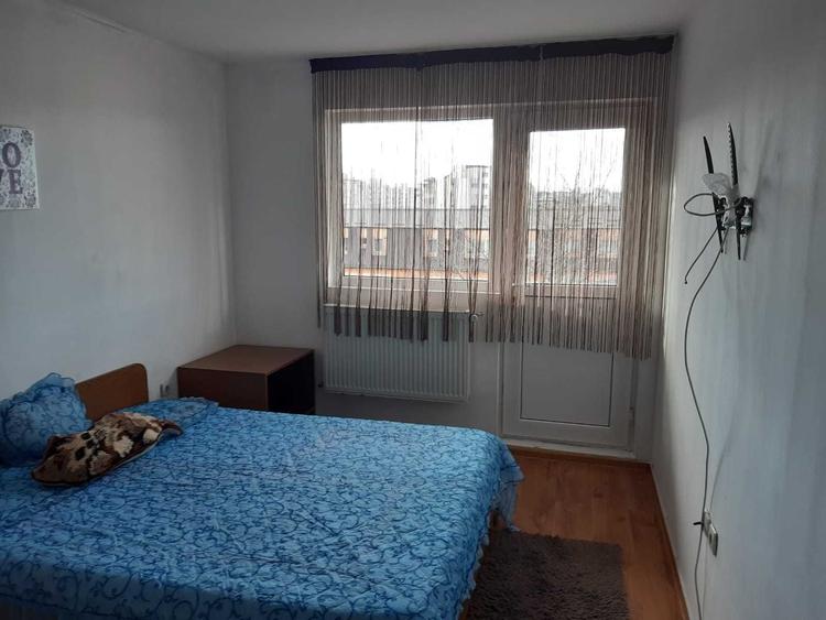 Apartament cu 2 camere semidecomandat în George Enescu