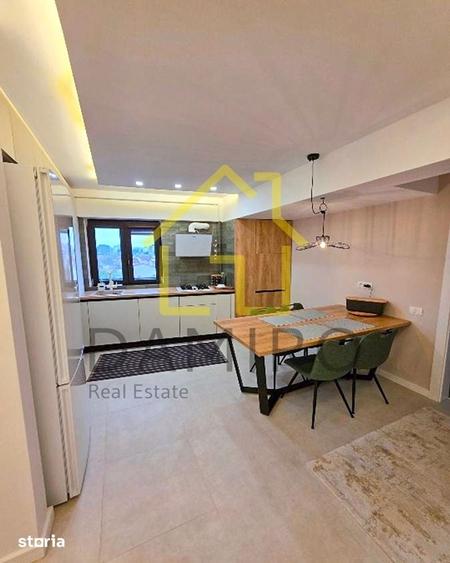 Apartament cu 3 camere decomandat în Vitan