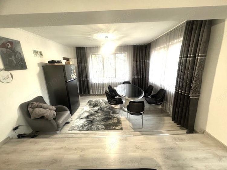 Casă cu 5 camere cu Teren 382 Mp în Central