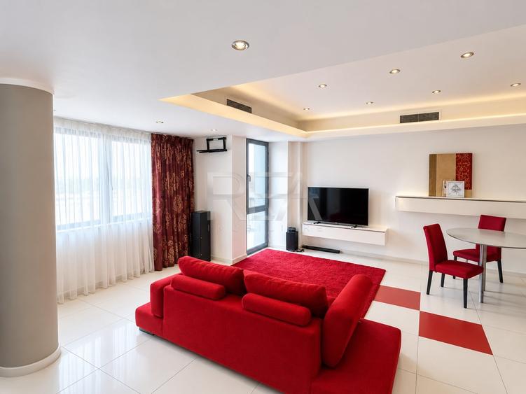 Apartament cu 3 camere semidecomandat, mobilat în Moșilor