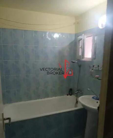 Apartament cu 3 camere decomandat în Basarabia