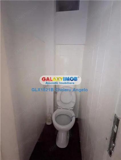 Apartament cu 4 camere decomandat în Armeneasca
