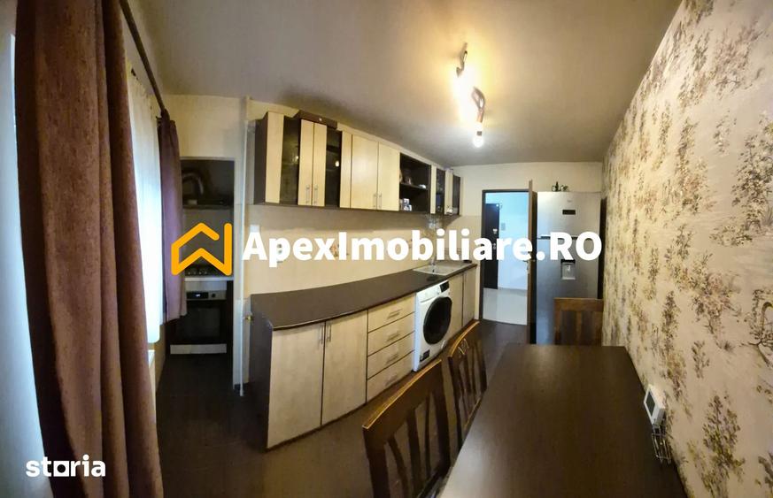 Apartament cu 3 camere decomandat în Militari