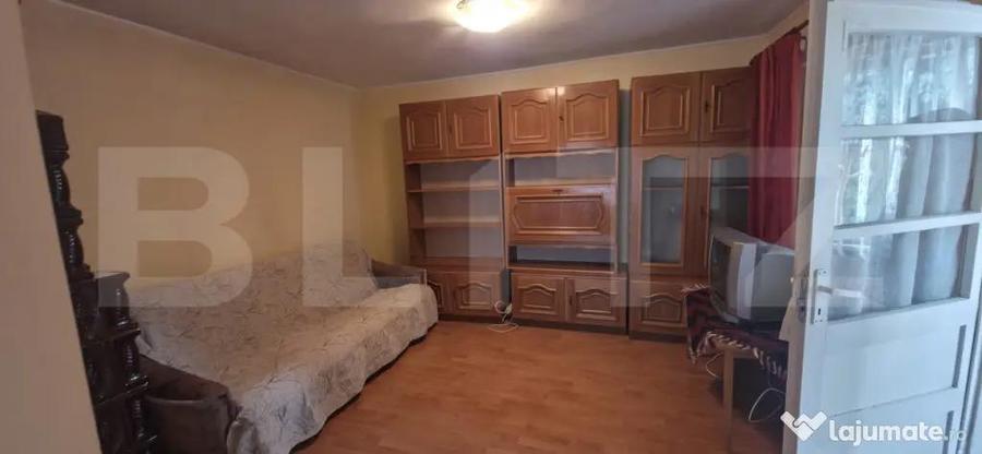 Casă cu 3 camere cu Teren 400 Mp în Central