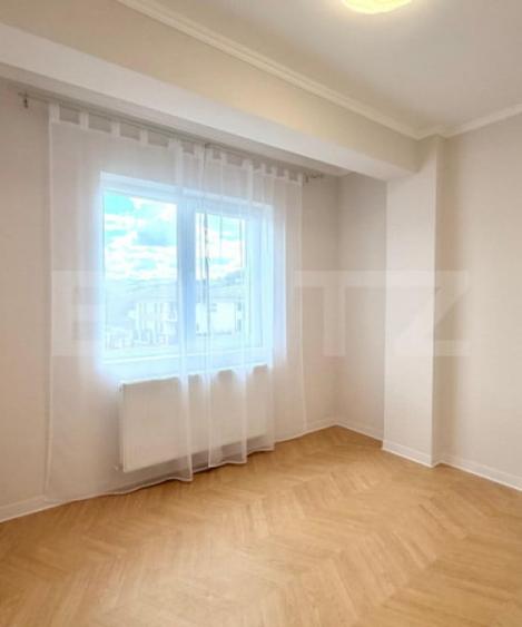 Apartament nou, semidecomandat, 3 camere, parcare subterana, - 9