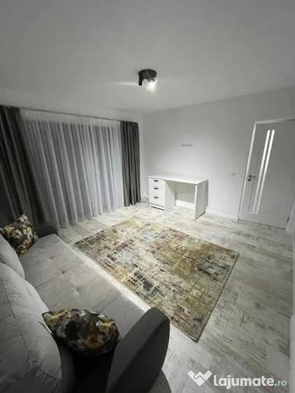 Casă cu 4 camere cu Teren 360 Mp în Borhanci