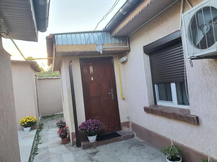 Casă cu 4 camere în Central