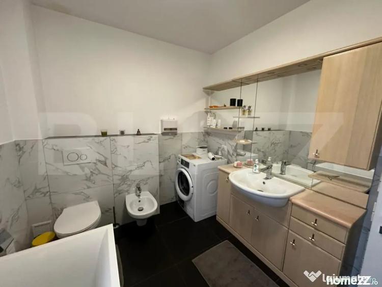 Casă cu 7 camere cu Teren 163 Mp în Lucian Blaga