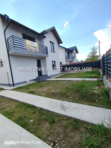Casă cu 4 camere cu Teren 175000 Mp în Trivale