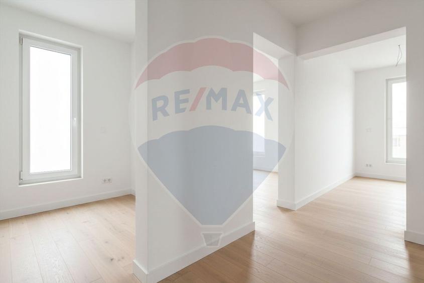 Casă cu 4 camere cu Teren 614 Mp în Giarmata