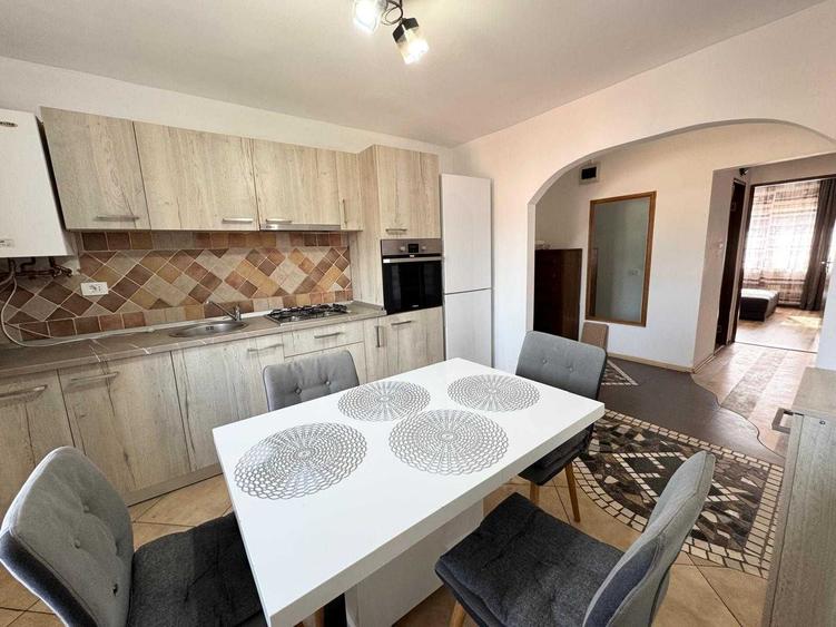 Apartament cu 3 camere decomandat în Nord