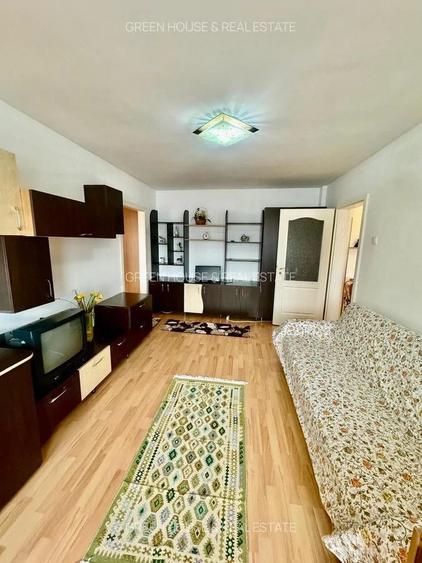 Apartament cu 2 camere semidecomandat în Ultracentral