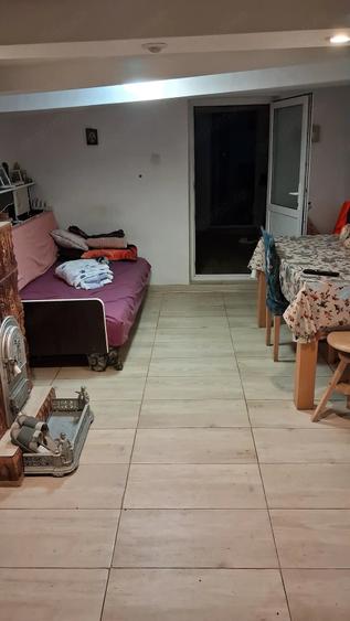 Casă cu 3 camere cu Teren 1390 Mp în Smeeni