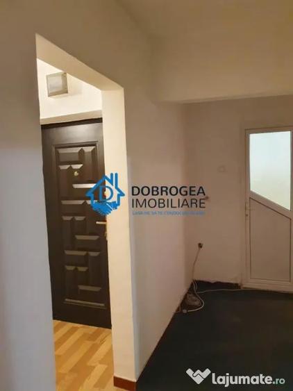 Apartament cu 2 camere decomandat în Păcii