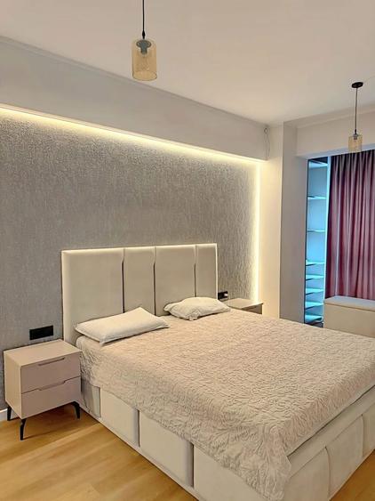 Apartament cu 2 camere decomandat, mobilat în Tomis Nord