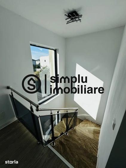 Casă cu 3 camere cu Teren 285 Mp în Malu Mare