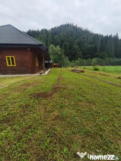 Casă cu 5 camere cu Teren 1250 Mp în Marginea