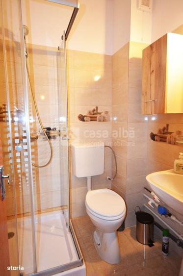 Apartament cu 4 camere decomandat în Gară