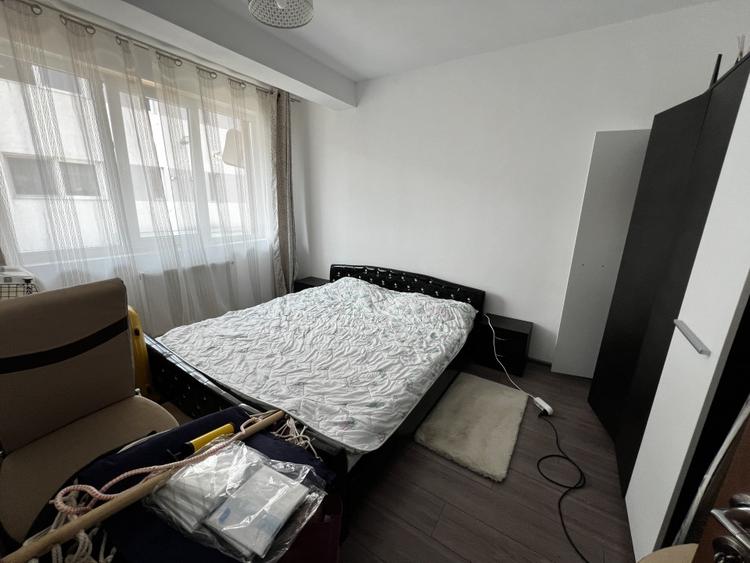 Duplex cu 4 camere cu Canalizare în Florești