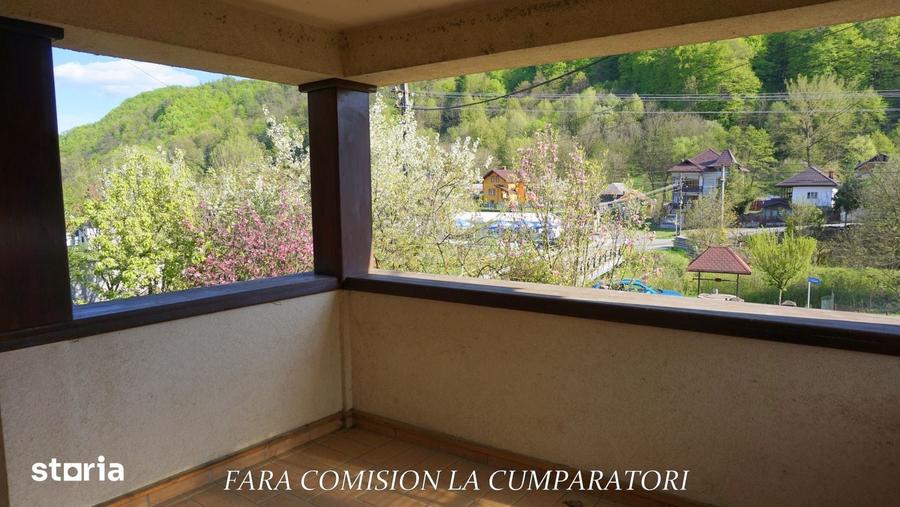 Casă cu 5 camere cu Teren 739 Mp în Muereasca
