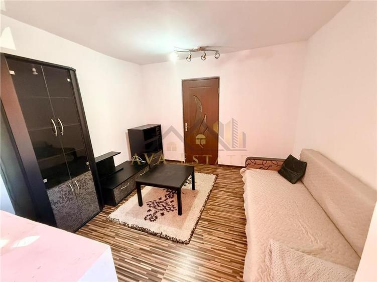 Apartament cu 2 camere decomandat în Girocului