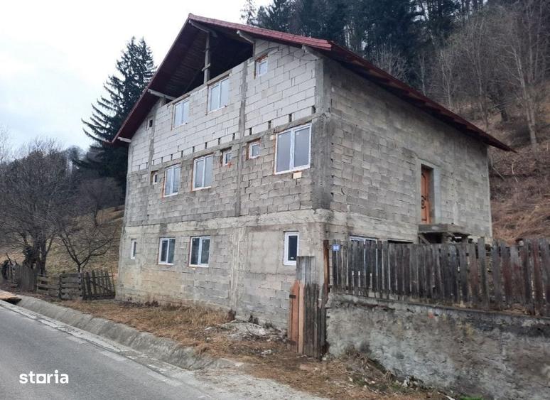 Casa 0 camere Alexandru cel bun (Jud. Neamt) , 290 metri Cod:161810 - 1