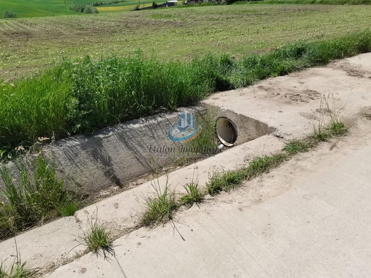 Teren Construcții intravilan de 8500 mp, în Periferie