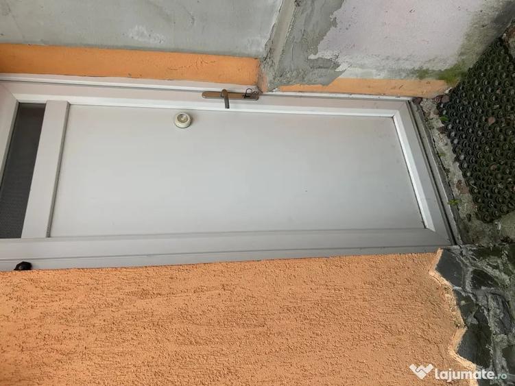 Apartament cu 2 camere decomandat în Exterior Vest