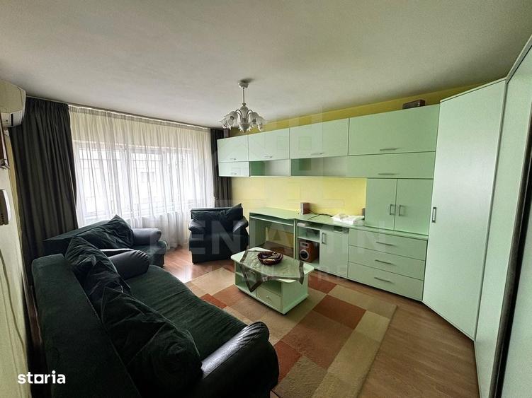 Apartament cu 2 camere decomandat în Triaj