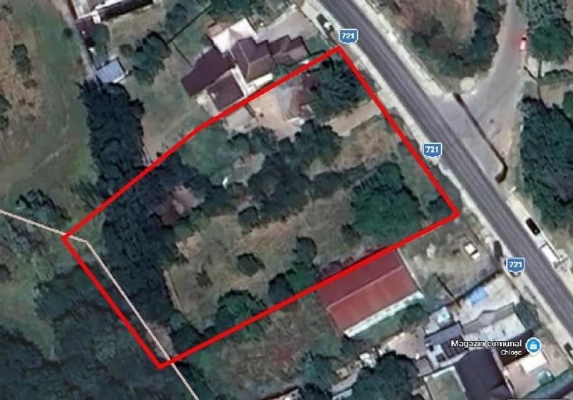Teren de 2500 mp, în Colanu