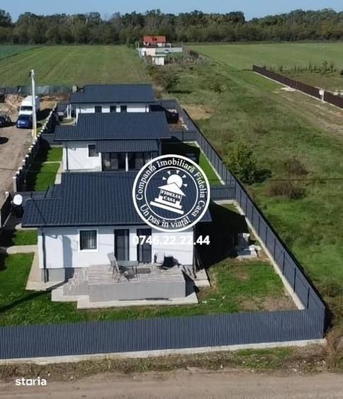 Casă cu 3 camere în Vocotești