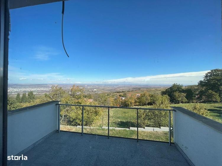 Casă cu 4 camere în Feleacu