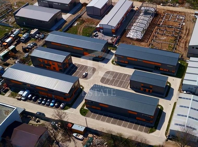 Spațiu industrial, de 2,928 mp, în Est