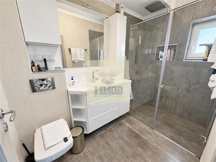 Apartament cu 4 camere decomandat, mobilat în Țiglari